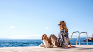 famille avec chien en vacances : ce qu'ils veulent vraiment